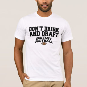 ファンタジーサッカー – ドリンクしない荷車を引く Tシャツ