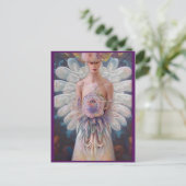 ファンタジーホワイトピーコ結婚ックのドレスAIアートファッション ポストカード (スタンド正面)