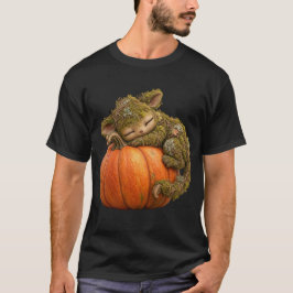 ファンタジーモスの生き物がカボチャを抱えるメンズTシャツ Tシャツ