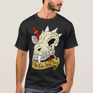 ファンタジー作家ダンジョンキーパードラゴンスカルとペン Tシャツ