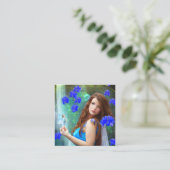 ファンタジー女性妖精ポートレートと青い花と スクエア名刺 (スタンド正面)
