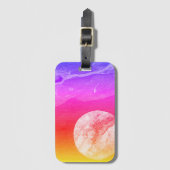 ファンタジー界とその衛星のクローズアップ ラゲッジタグ (正面縦)