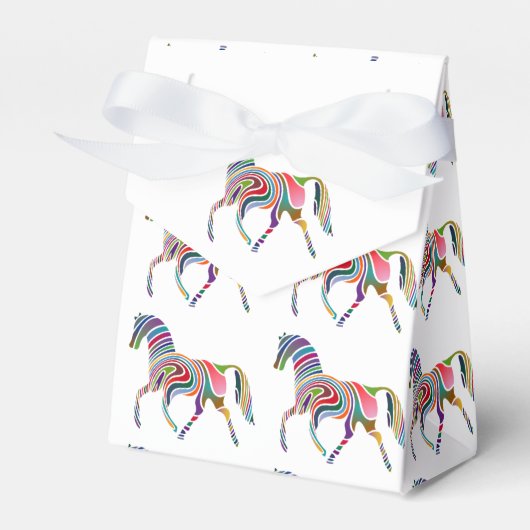 ファンタジー馬 フェイバーボックス (正面サイド)