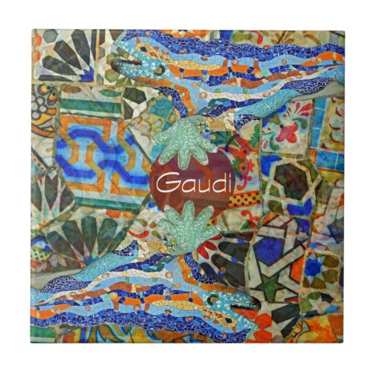 ファンタジー。 Gaudi。 写真1 タイル (正面)