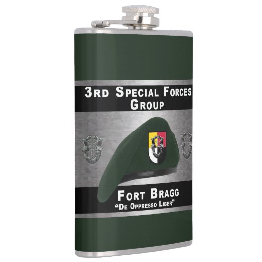 ファンタスティック第3特殊部隊グループ フラスク (右)