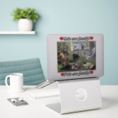 ファンライフキャットレディーザフルファムダミリー シール (デスク上のノートパソコン)