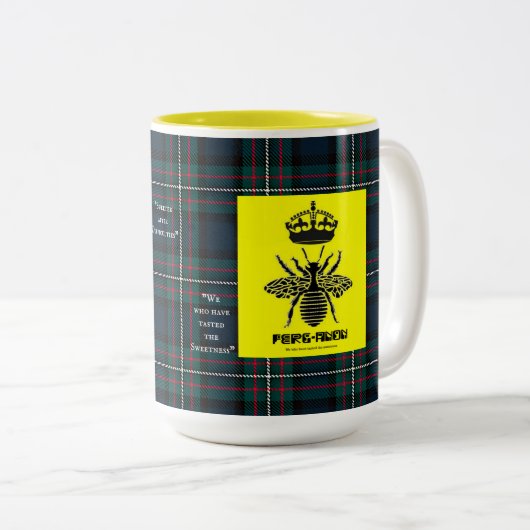 ファーガソンの一族に結婚したなFerganonのマグ ツートーンマグカップ (正面右)