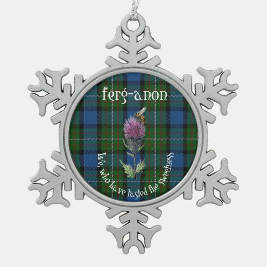 ファーガソンの一族のクリスマスのオーナメントのピューターの雪片 スノーフレークピューターオーナメント (正面)