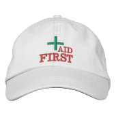 ファーストエイド刺繍野球キャップグリーン/ホワイト 刺繍入りキャップ (正面)