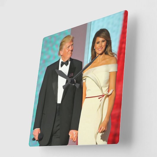 ファーストカップルのドナルドとメラニアトランプの就任式 スクエア壁時計 (傾斜)