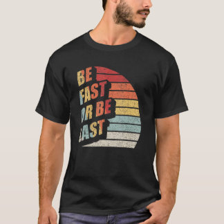 ファーストカー引用文ドラッグレーシングギフトヴィンテージレトロレース Tシャツ