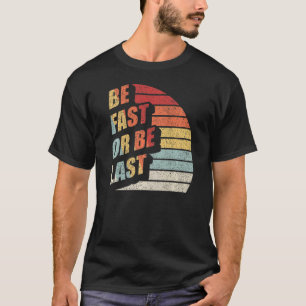 ファーストカー引用文ドラッグレーシングギフトヴィンテージレトロレース Tシャツ