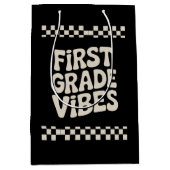 ファーストグレードのバイブ新学期 ミディアムペーパーバッグ (正面)