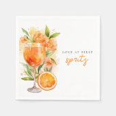 ファーストスプリッツで恋に落ちる ブライダルシャワー スタンダードカクテルナプキン (正面)