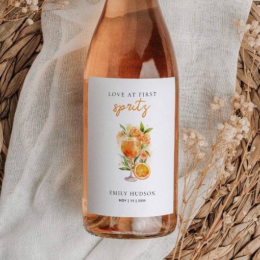 ファーストスプリッツで恋に落ちる ブライダルシャワー ワインラベル