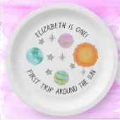 ファーストトリップのまわりにザサンガールの誕生日プレート ペーパープレート