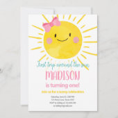 ファーストトリップのまわりにザサンリトルサンシャイン誕生日 招待状 (正面)