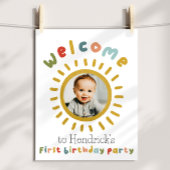 ファーストトリップのまわりにザサン誕生日ウェルカムサイン ポスター