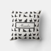 ファーストネームで呼ぶ黒いシルエットの猫たち クッション (裏面)