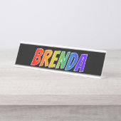 ファーストネーム「BRENDA」:おもしろいレインボーカラーリング デスクネームプレート (正面)