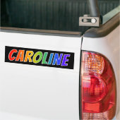 ファーストネーム「CAROLINE」:おもしろいレインボーカラーリング バンパーステッカー (トラック上)