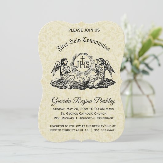 ファーストホーリーコミュニオンエンジェルベージュ色レース招待状 招待状 (スタンド正面)