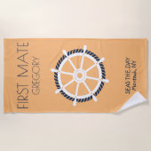 ファーストメ航海のート船の名カスタム前の船舶車輪 ビーチタオル (正面)