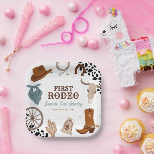 ファーストロデオウエスタンワイルドウエストボーイファースト誕生日 ペーパープレート (パーティー)
