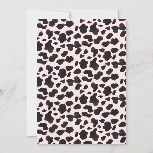 ファーストロデオワイルドウエスト女性のカーボーイピンクガール誕生日 招待状 (裏面)