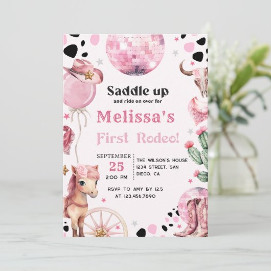 ファーストロデオワイルドウエスト女性のカーボーイ誕生日招待状 招待状 (スタンド正面)