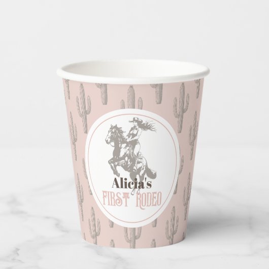 ファーストロデオ女性のカーボーイウエスタンピンク1st誕生日 紙コップ (正面)