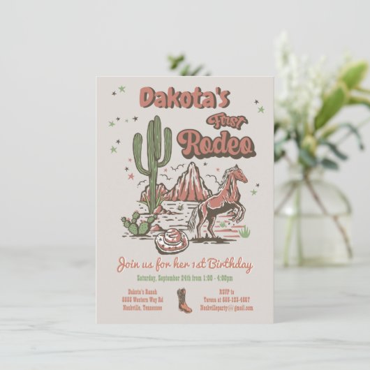 ファーストロデオ女性のカーボーイカウボーイ誕生日 招待状 (スタンド正面)