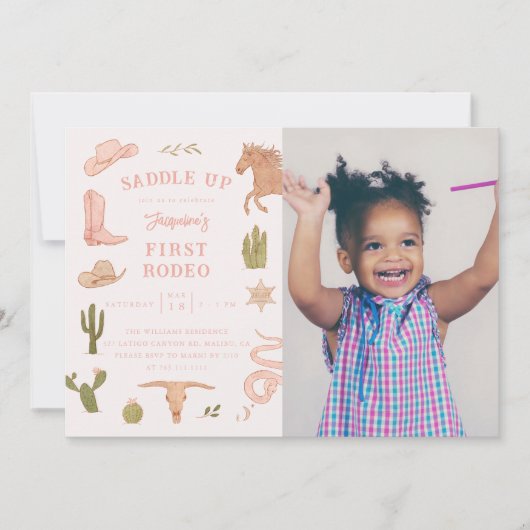 ファーストロデオ女性のカーボーイ誕生日パーティーフォト 招待状 (正面)