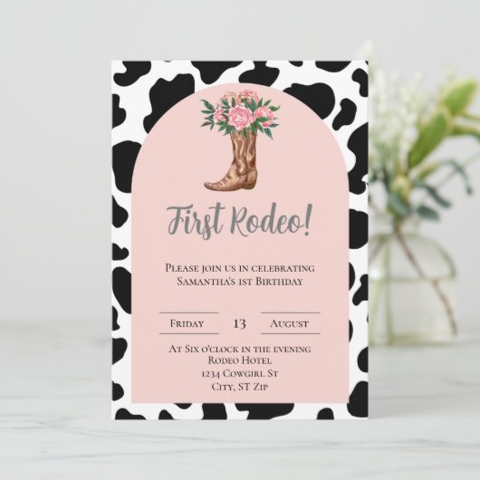 ファーストロデオ誕生日、女性のカーボーイ招待状 招待状 (スタンド正面)