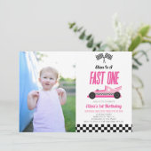 ファーストワンピンクフレームレースカー1st誕生日パーティー 招待状 (スタンド正面)