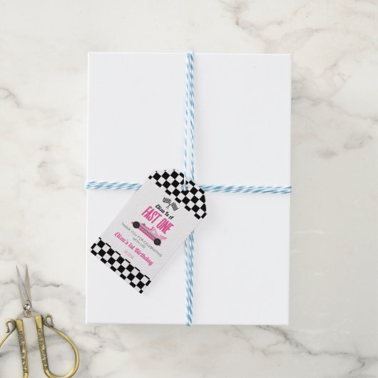 ファーストワンピンクレースカー第1誕生日パーティー ギフトタグ (より糸付き)