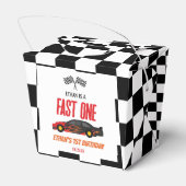 ファーストワンレッドフレームレースカー1st誕生日パーティー フェイバーボックス (裏面サイド)