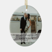 ファースト結婚したミスターとミセスの結婚写真クリスマス セラミックオーナメント (右)