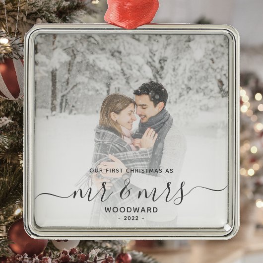 ファースト 結婚 クリスマス カスタム 写真 グレー 筆記体 メタルオーナメント