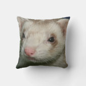 ファーベビーかわいい顔のフェレット クッション (裏面)