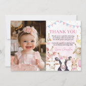 ファームアニマルズピンク納屋周囲の庭ガール誕生日写真 サンキューカード (正面)