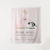 ファームアニマルズ納屋周囲の庭ガールピンク誕生日歓迎 タペストリー (正面)