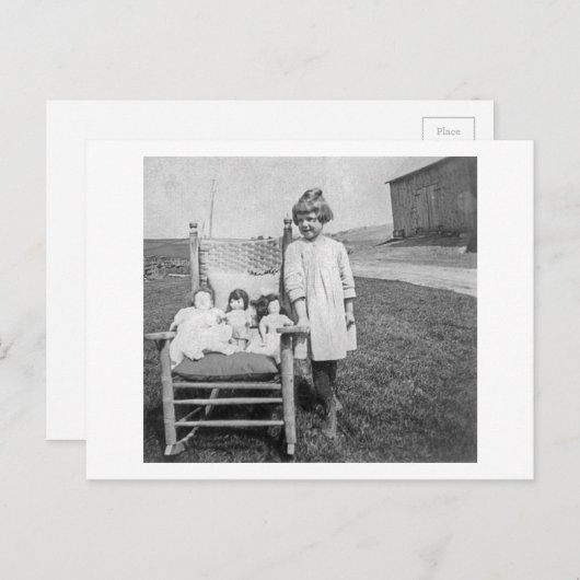 ファームガールと彼女の人形の友人のヴィンテージ ポストカード (正面/裏面)