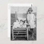 ファームガールと彼女の人形の友人のヴィンテージ ポストカード (正面/裏面)