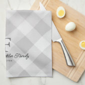 ファームハウスグレーバッファローチェックファパーソナライズされたミリ キッチンタオル (四つ折り)