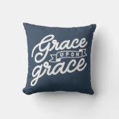ファームハウスネイビーブルーグレイスクリスチャン装飾用クッション クッション (正面)