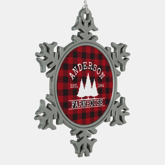 ファームハウスファミリー名レッドバッファロープレイド スノーフレークピューターオーナメント (左)