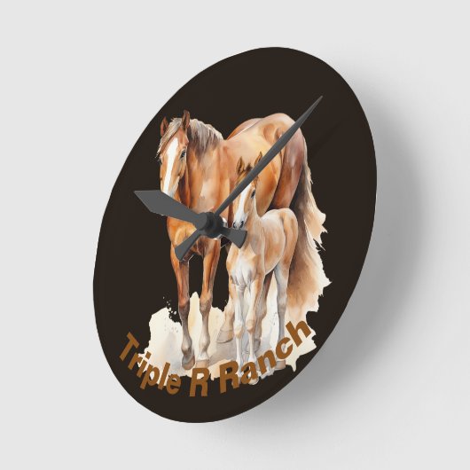 ファームハパーソナライズされたウス馬&ベビー。馬好き ラウンド壁時計 (傾斜)