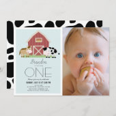 ファーム納屋周囲の庭ブルーボーイフォト1st誕生日 招待状 (正面/裏面)