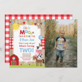 ファーム誕生日招待状納屋周囲の庭誕生日パーティー 招待状 (正面/裏面)